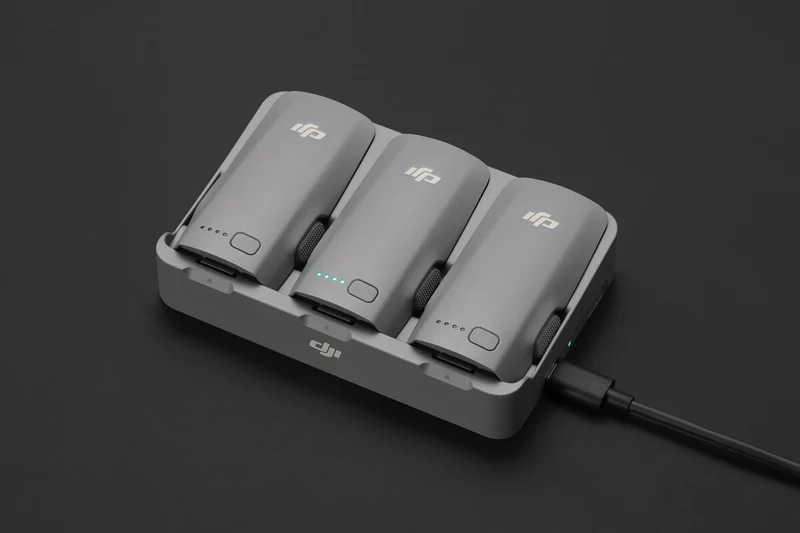 DJI Neo 2 Hub de charge bidirectionnel