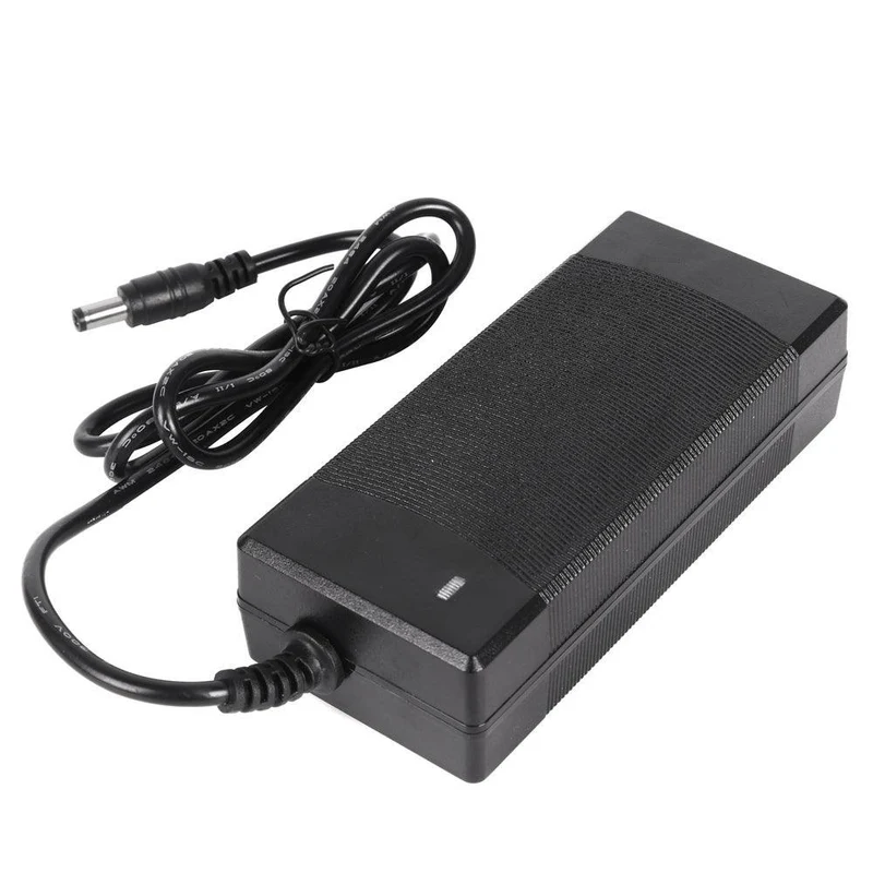 Chargeur 16.8V 3A batterie lithium-ion 4S fiche 5.5 x 2.5mm