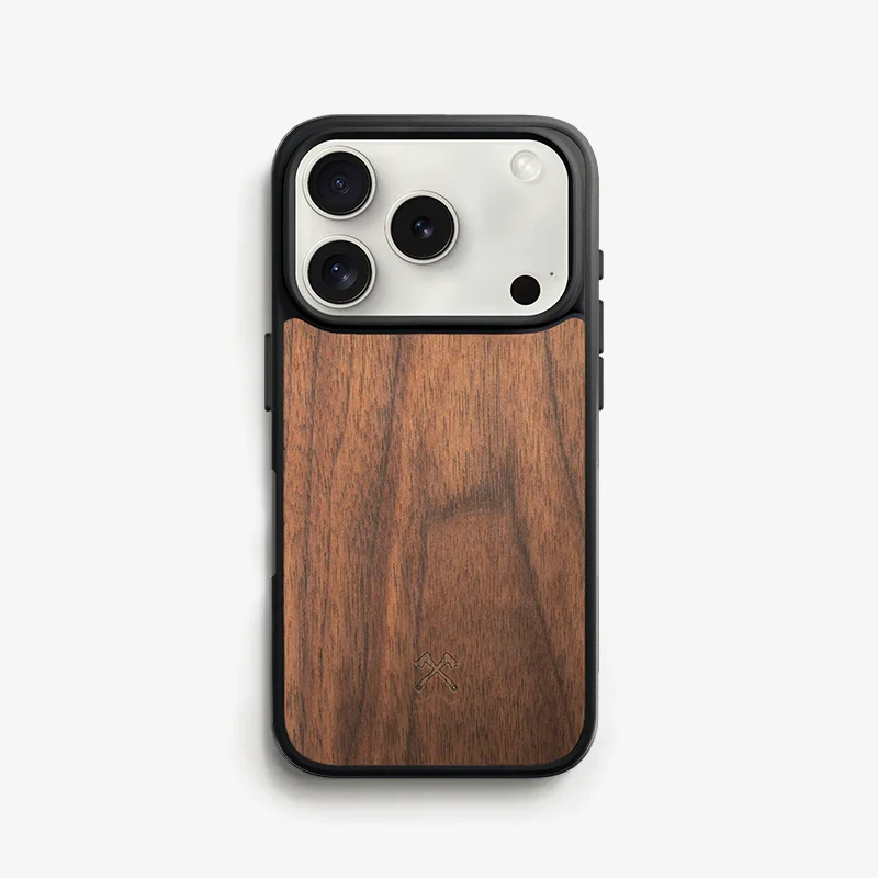 Coque iPhone 18 Pro Max en noyer avec MagSafe