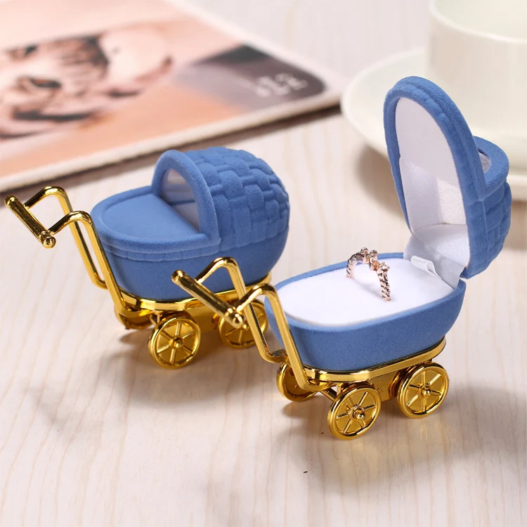 Boîte Cadeau à Bijoux en Velours – Écrin Élégant pour Bague